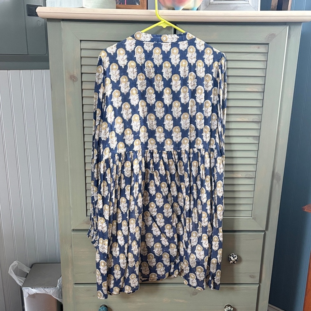 Victoria Dunn Navy and Cream Floral Dress - Picture 3 of 3